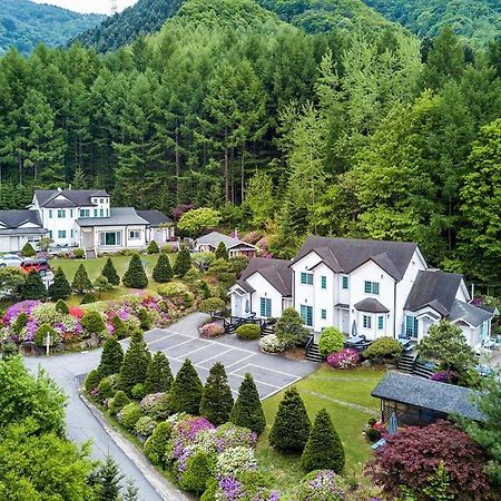 Pyeongchang Greenhill Pension Екстер'єр фото